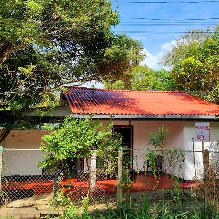 Helena Hostel 迪克韦勒 外观 照片